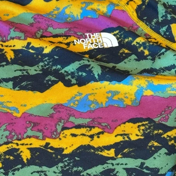 The North Face Multi-Colored Drifit Performance base layer, size M - Picture 7 of 10